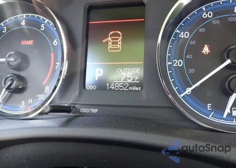 2018 Toyota Corolla Le z USA, uszkodzony, nr VIN 2T1BURHE8JC011207